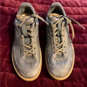 Lululemon men’s black and tan Cityverse Sneakers